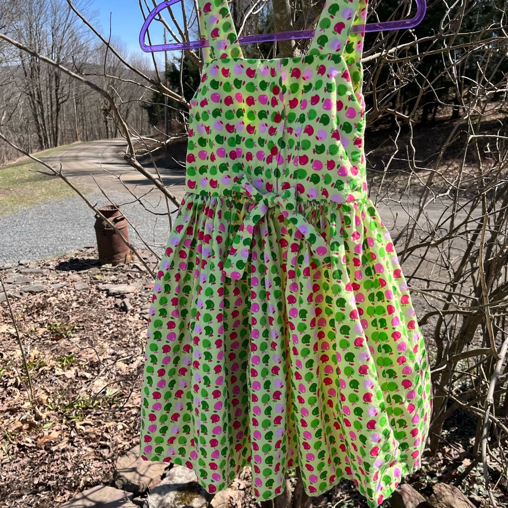 Girls dress